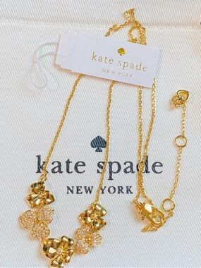 Kate Spade Gold Floral Crystal Pendant Necklace. NWT.